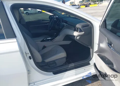 2020 Toyota Camry Se z USA, uszkodzony, nr VIN 4T1G11AK6LU914800